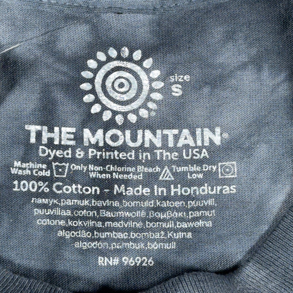 Great White Shark Shirt Adult SMALL Gray Tie Dye Newport Aquarium Mountain Tags - Picture 4 of 7